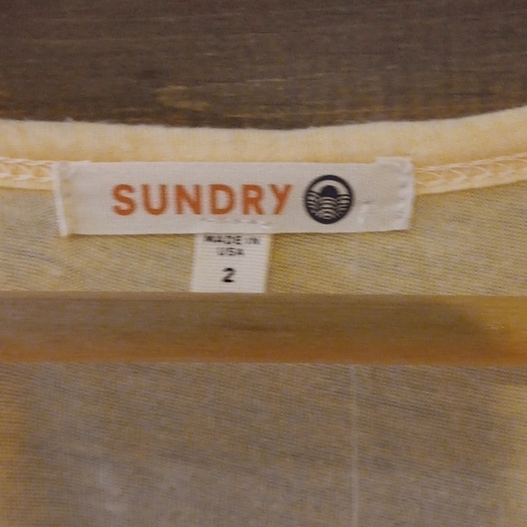 Sundry t-shirt NWT size 2 - Picture 3 of 7